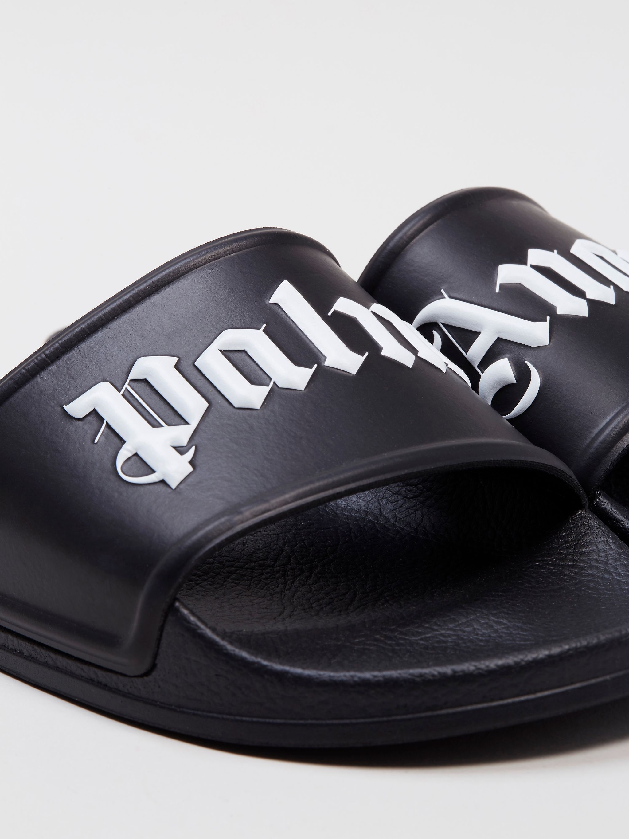BLACK POOL SLIDERS - 5