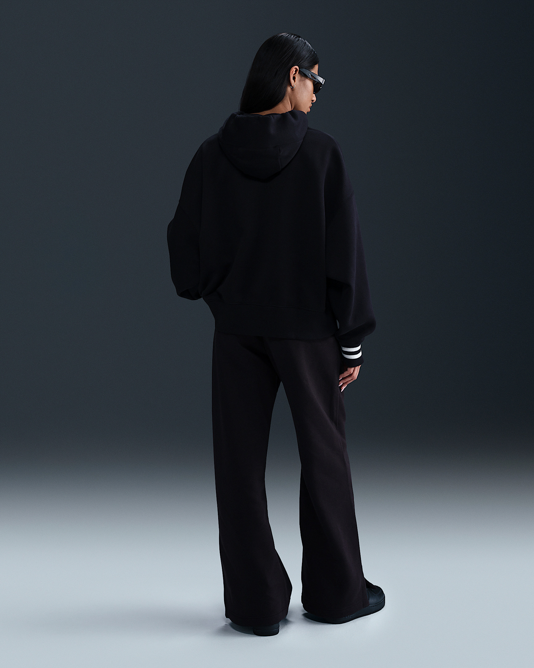 Nike Sportswear Phoenix Fleece Women's High-Waisted Wide-Leg Graphic Pants - 4