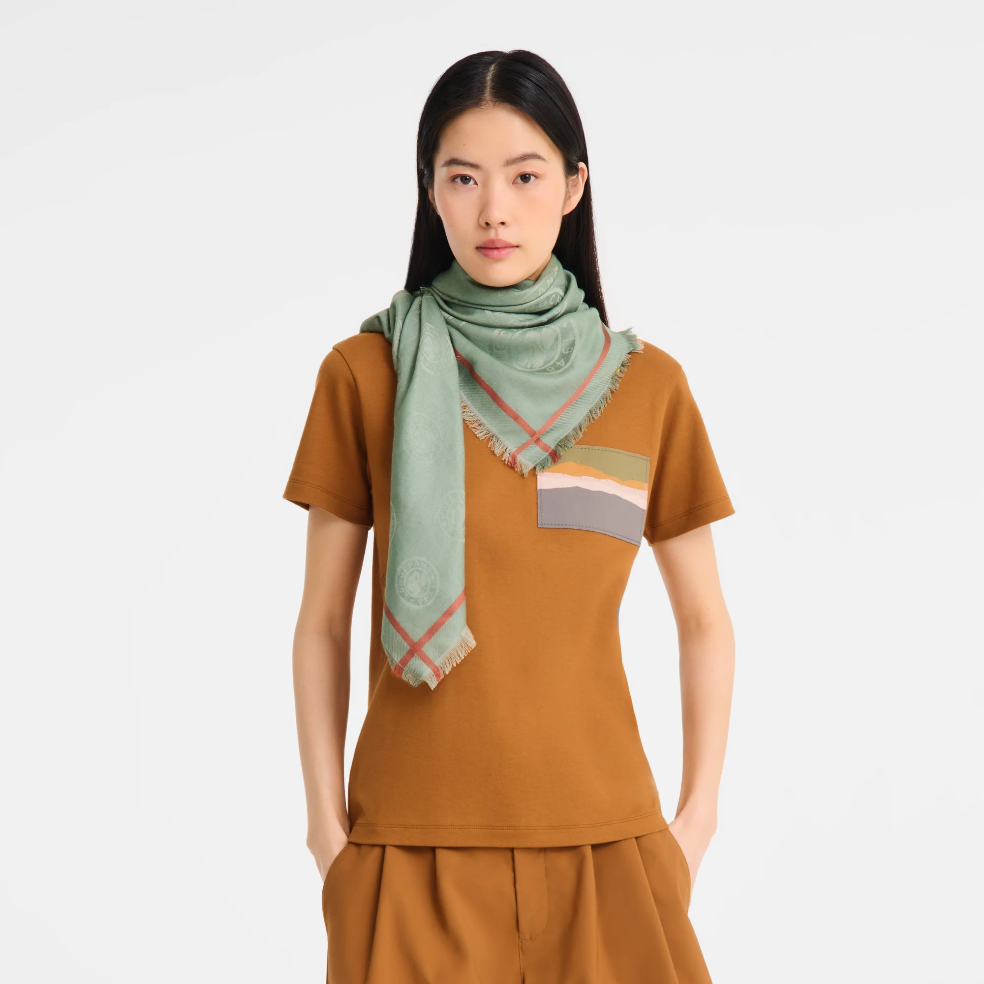 La Médaille Longchamp Stole - 1