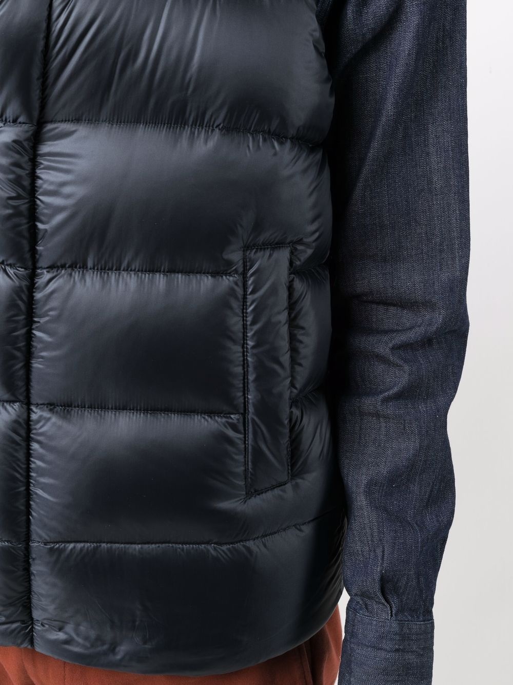 reversible quilted down gilet - 5