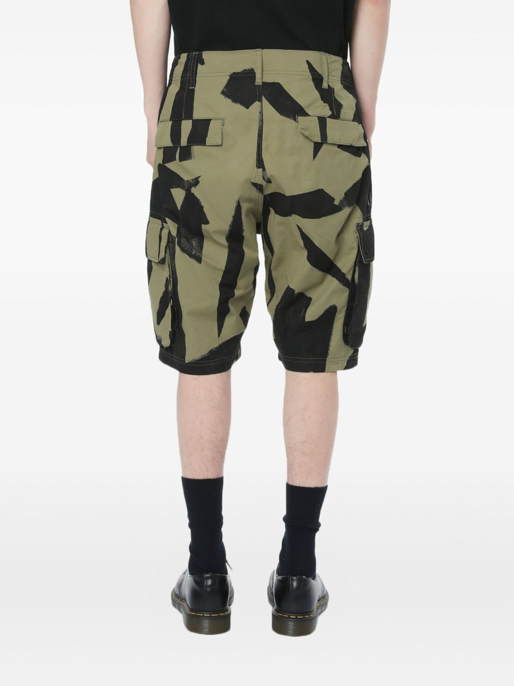 camo-print cargo shorts - 4
