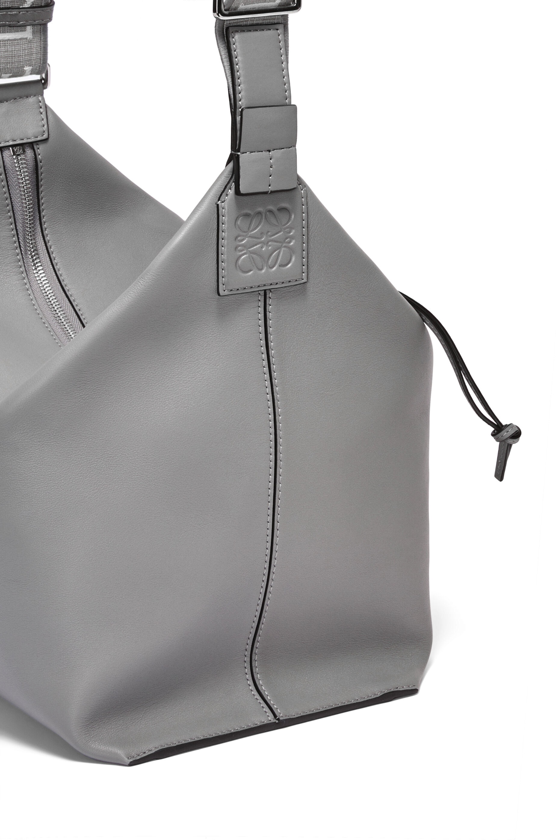 Cubi Crossbody bag in supple smooth calfskin and jacquard - 6