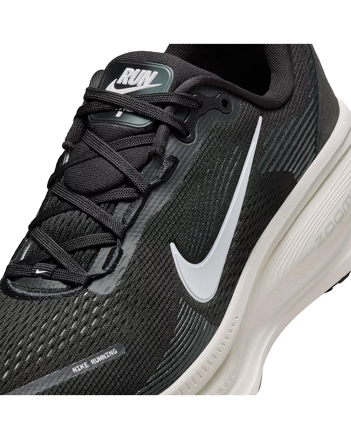 Women's Vomero 18 Sneakers - 6