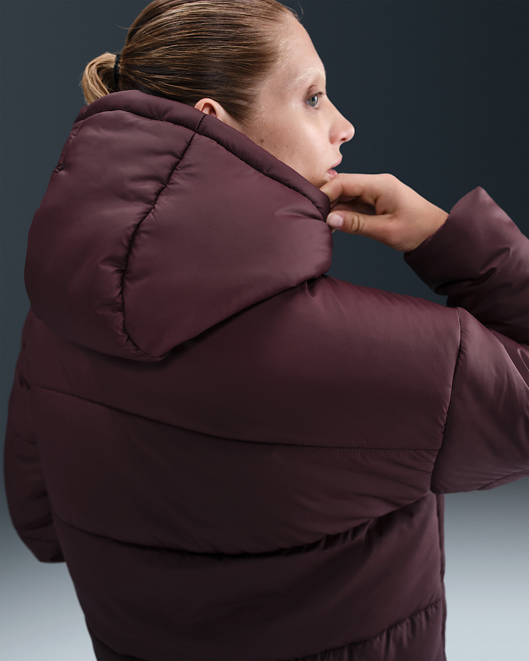 Nike Sportswear Classic Women's Therma-FIT Loose Hooded Parka - 2