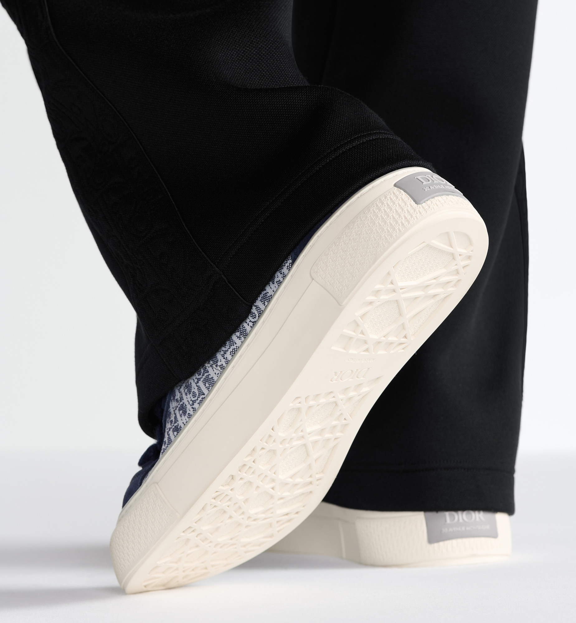 B33 Sneaker - 4