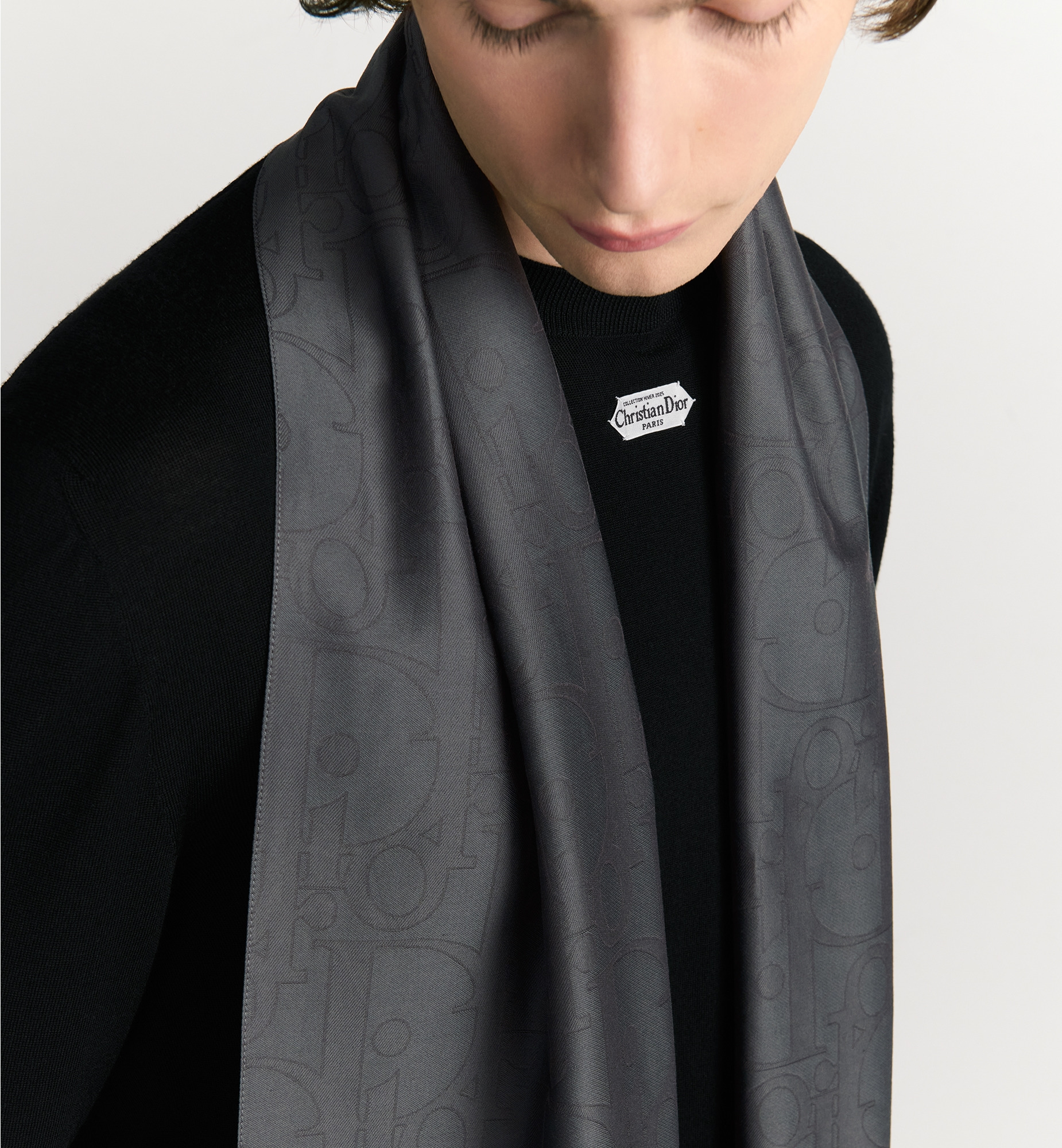 Dior Gravity Stole - 4