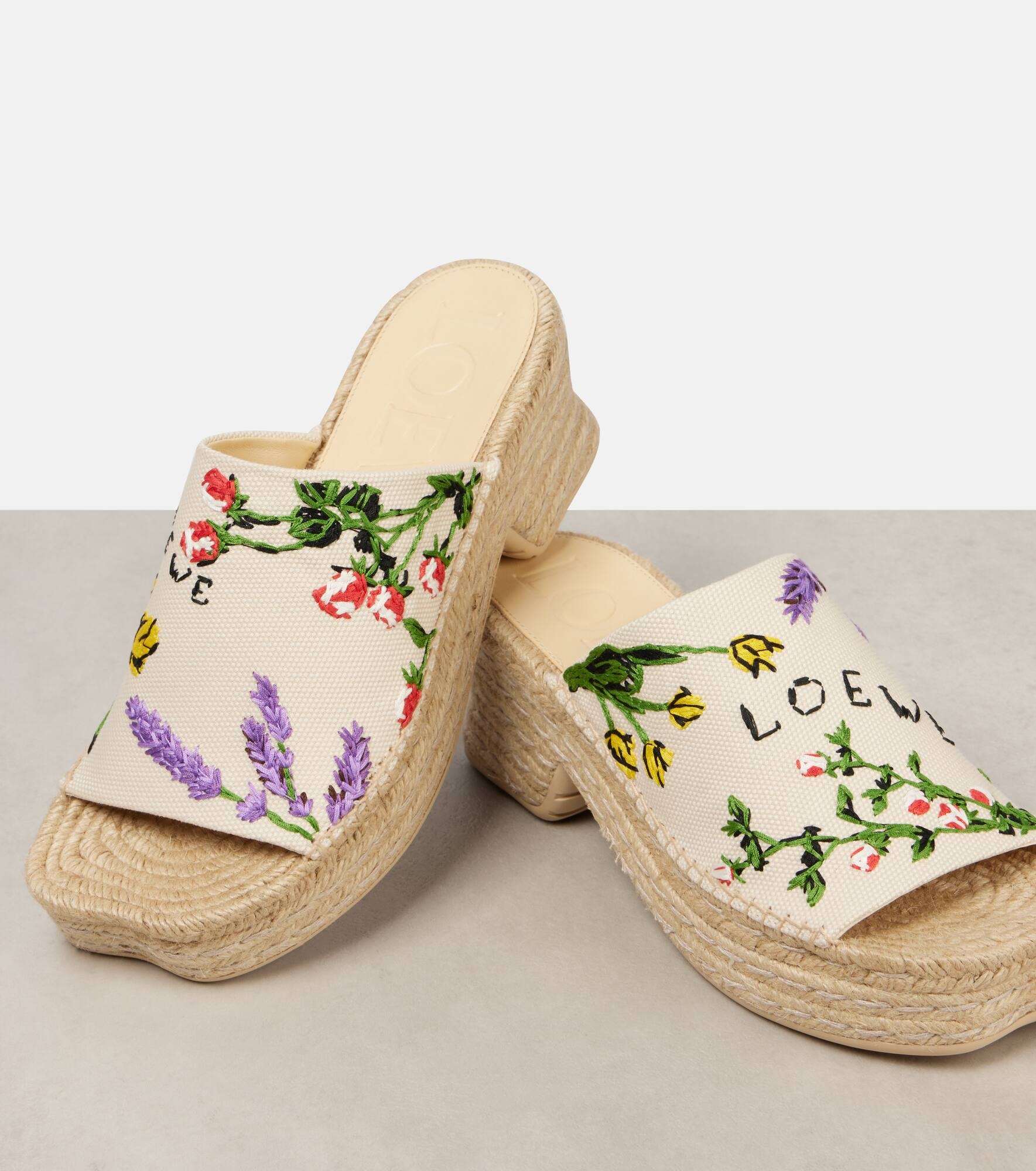 【LOEWE】 Paula's Ibiza Petal 80 espadrille mules Paula's Ibiza Petal 80 espadrille mules in brown - Loewe