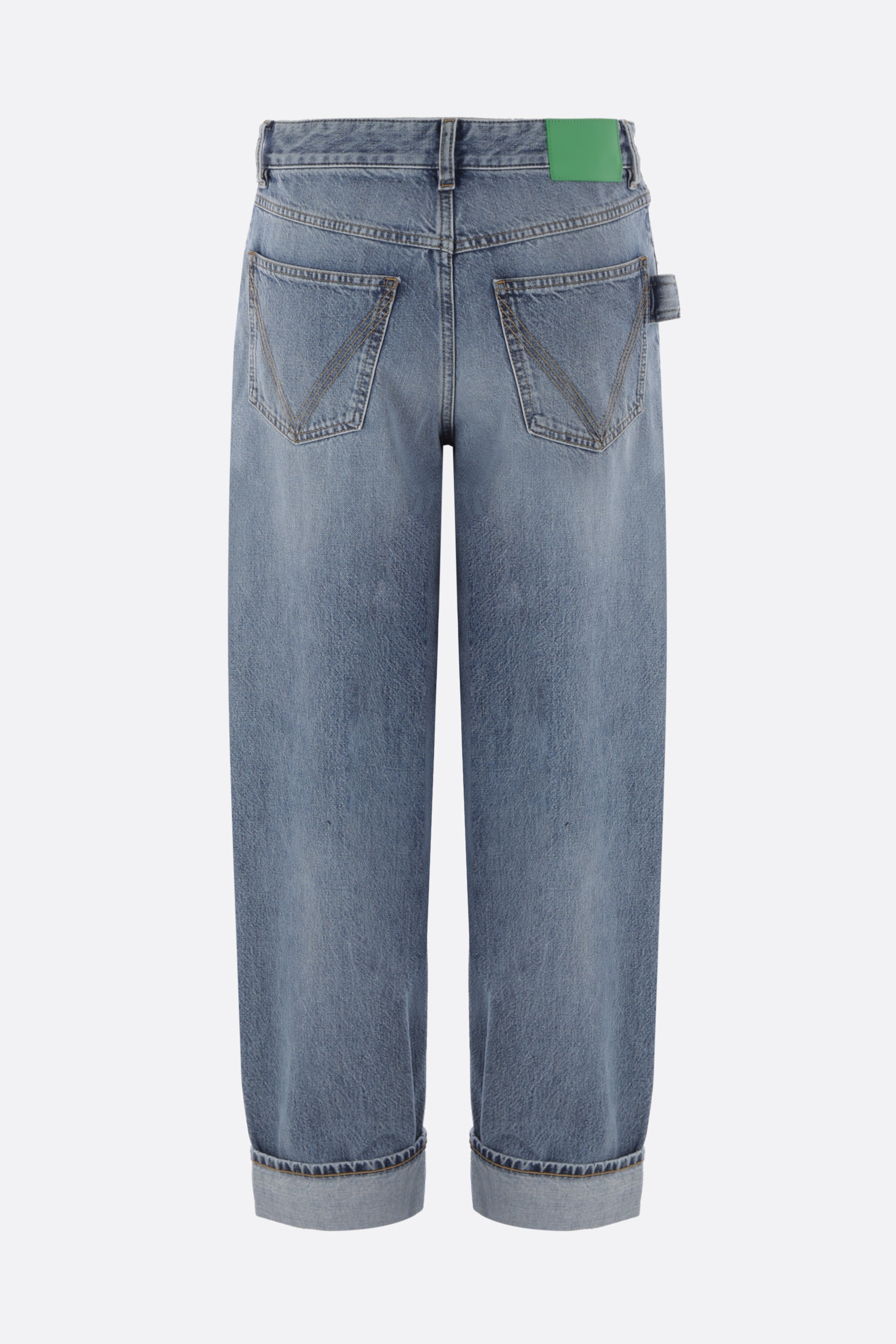 デニム・ジーパン BOTTEGA VENETA DENIM CROPPED BAGGY-FIT JEANS Bottega Veneta DENIM CROPPED BAGGY-FIT JEANS | tizianafausti