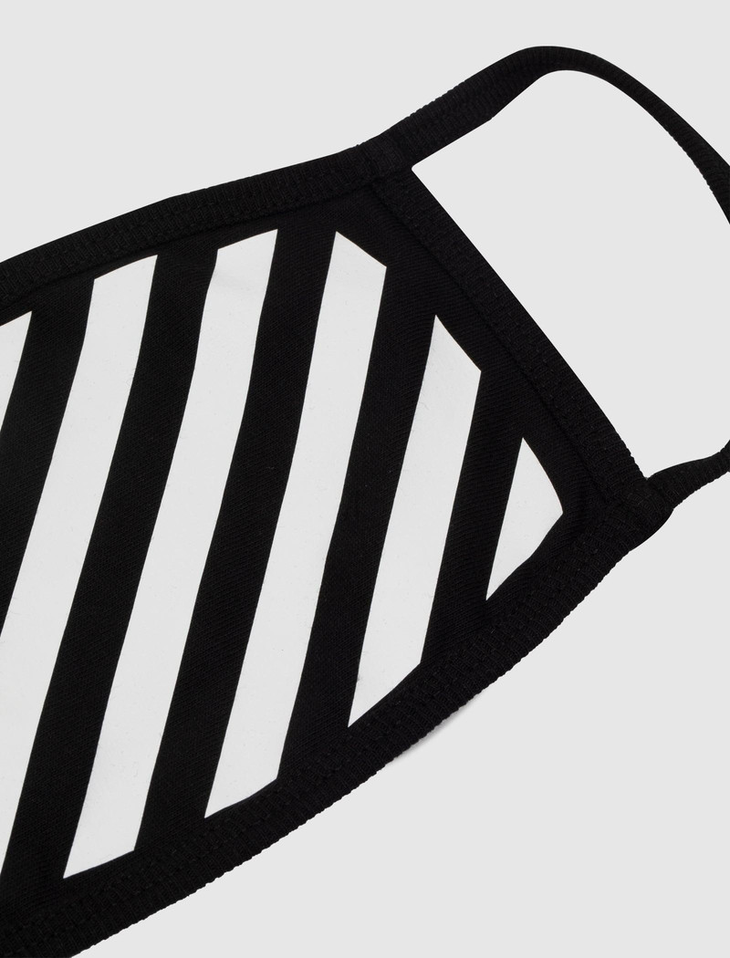 Off-White DIAGONAL MASK outlook