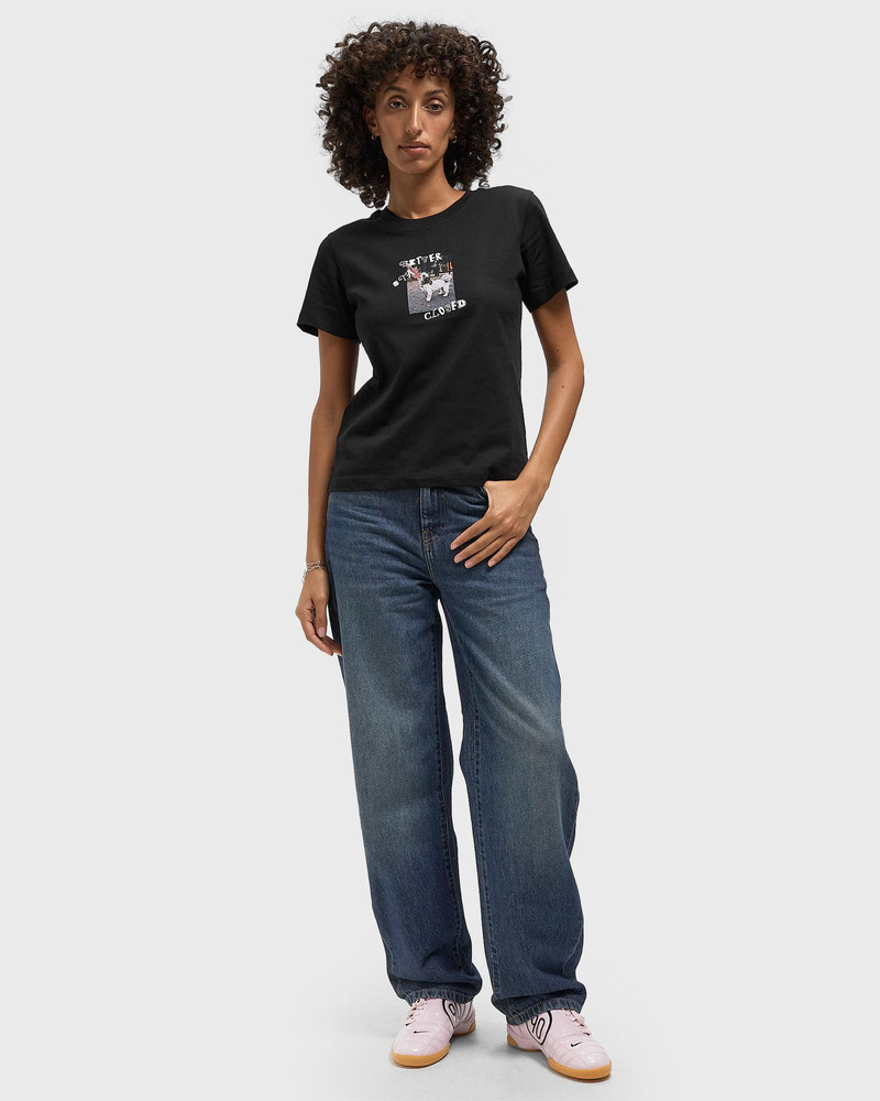 CLOSED PRINTED TEE outlook