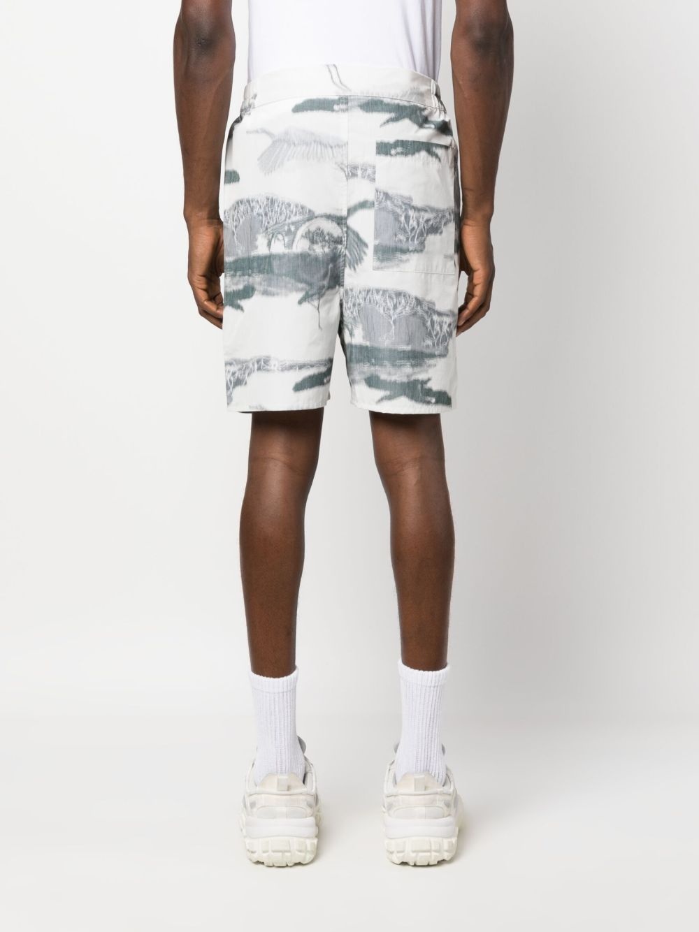 graphic-print bermuda shorts - 4