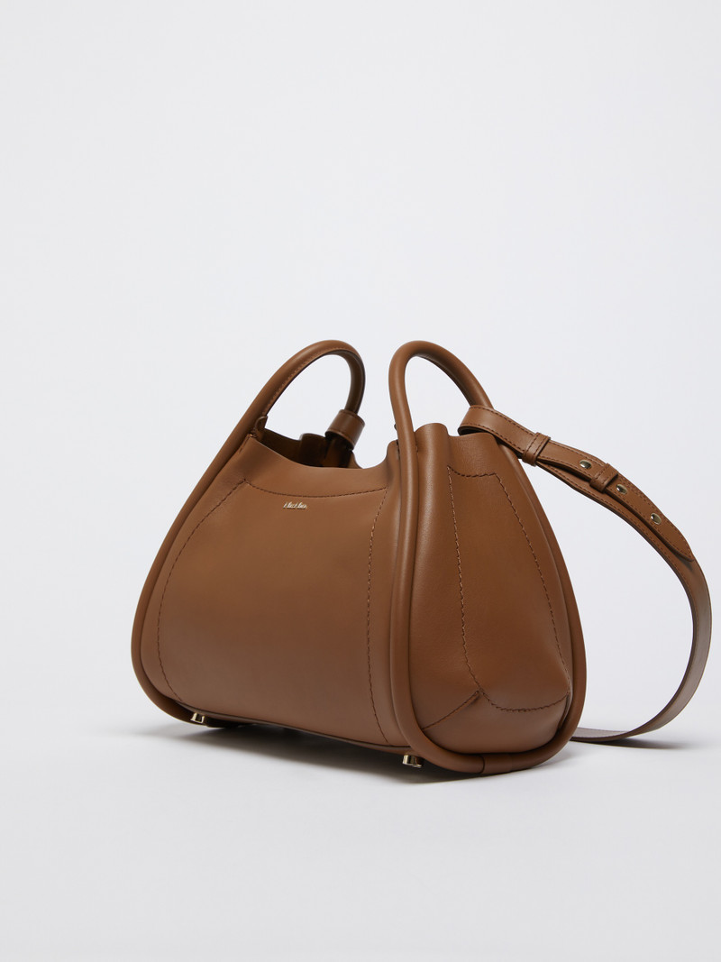 Max Mara MARINC Leather shopping tote outlook