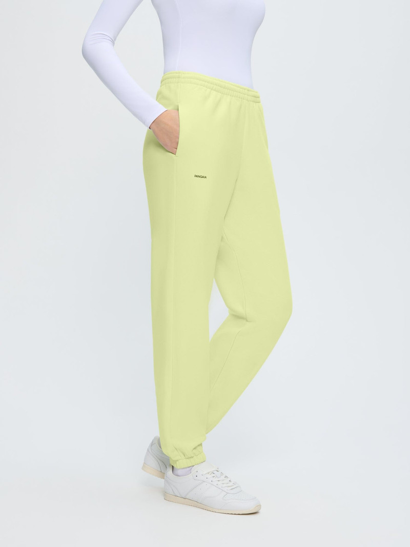 Womens 365 Midweight Track Pants - Soft Lime 3