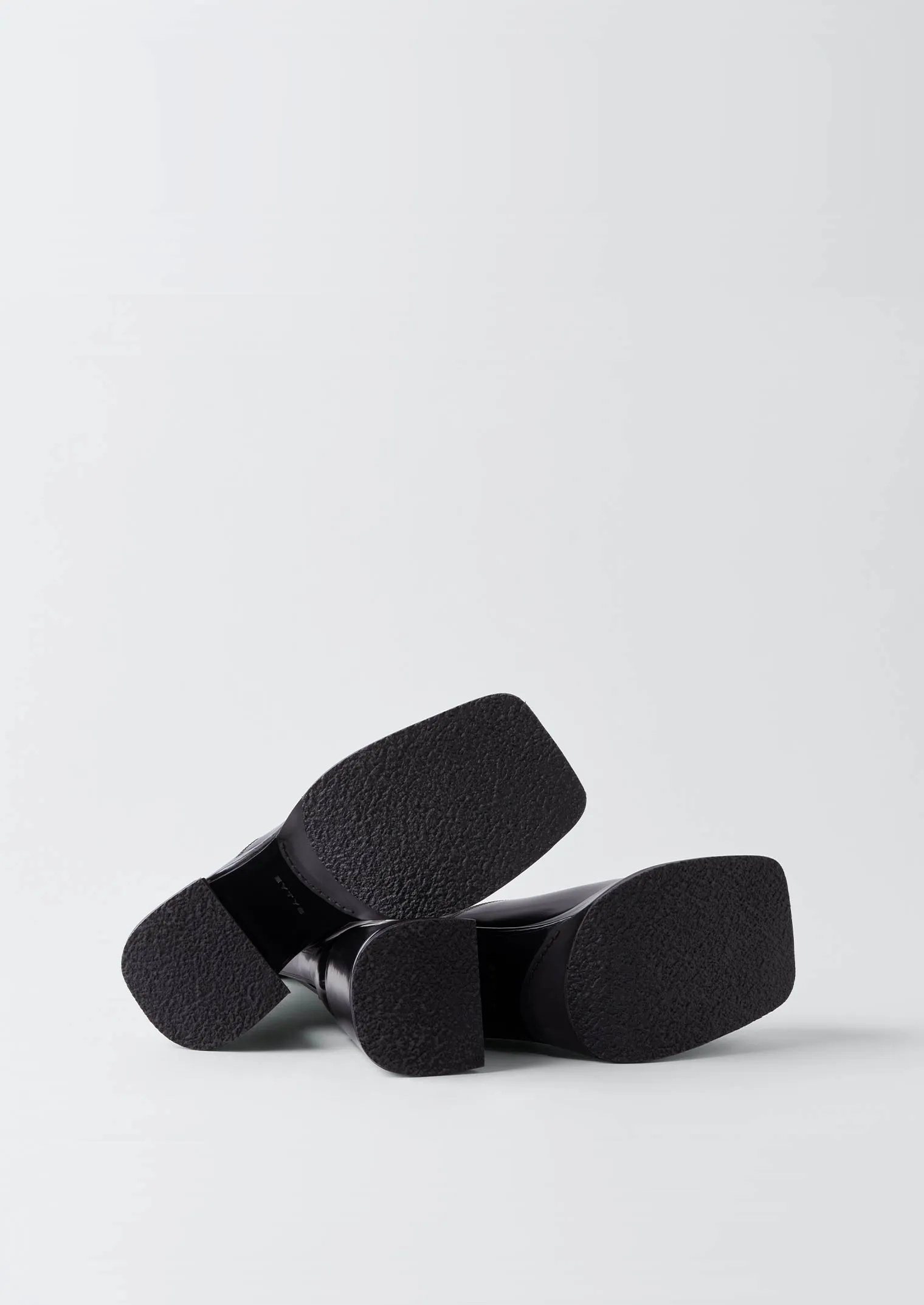 【関税込み】EYTYS ブラック Vertigo ブーツ EYTYS Vertigo Boots | REVERSIBLE