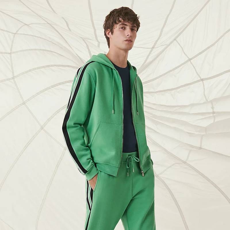 "Run H" zipped hooded sweater 1