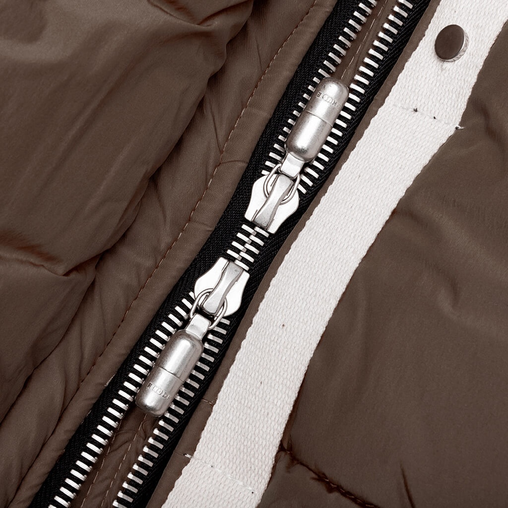 LOGO PUFFER JACKET - BROWN - 3
