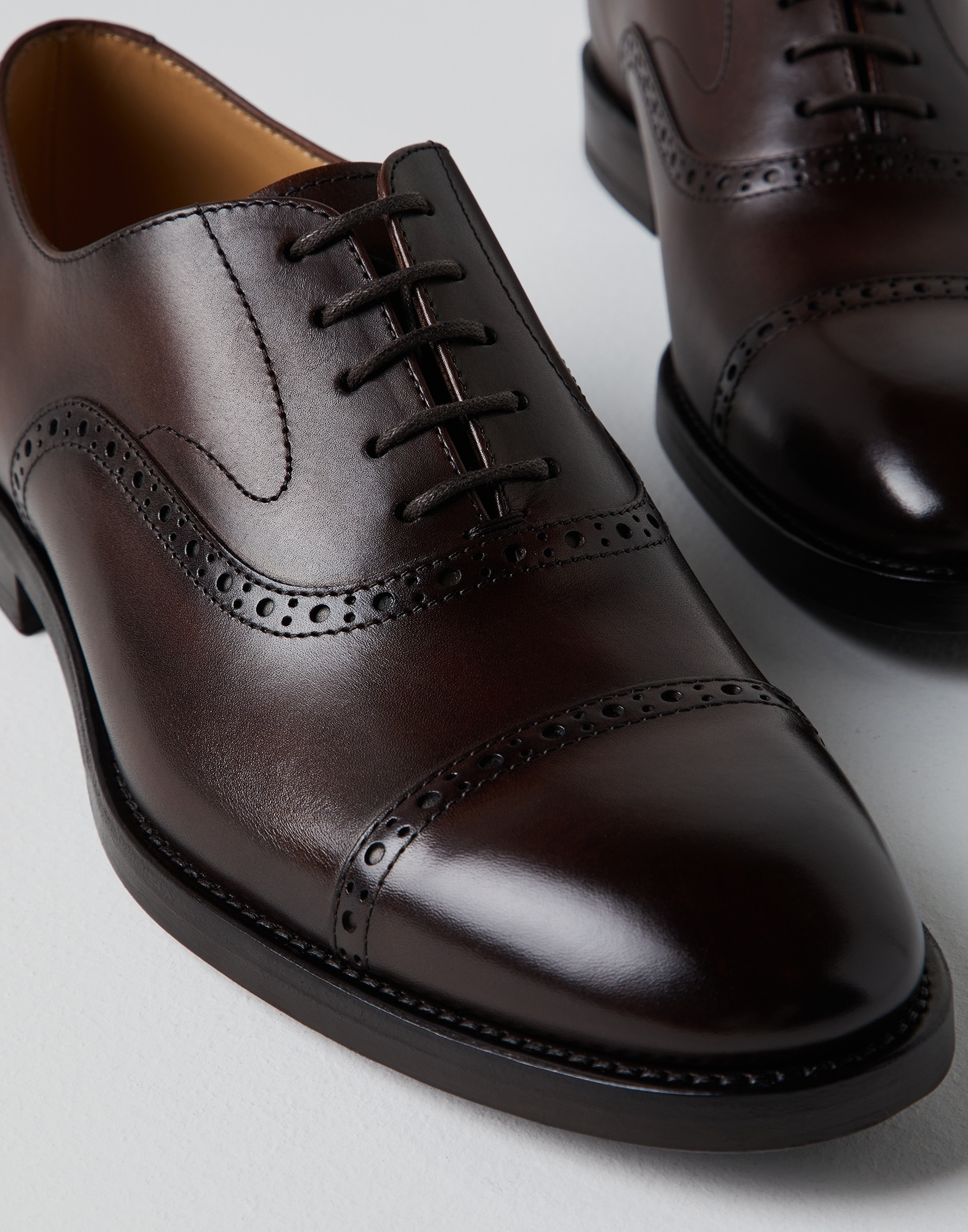 Elegant calfskin Oxford brogues - 4