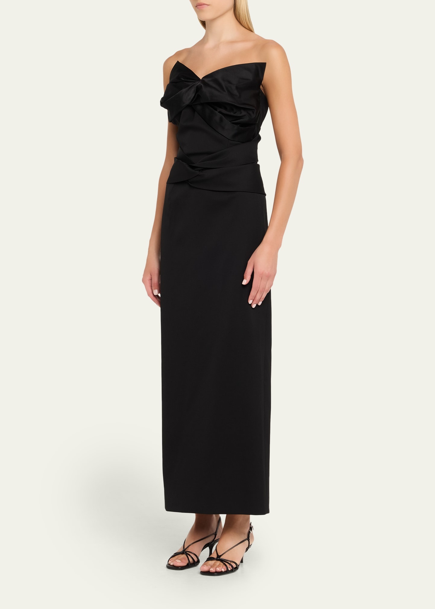 Sleeveless Bow Detail Gown - 4