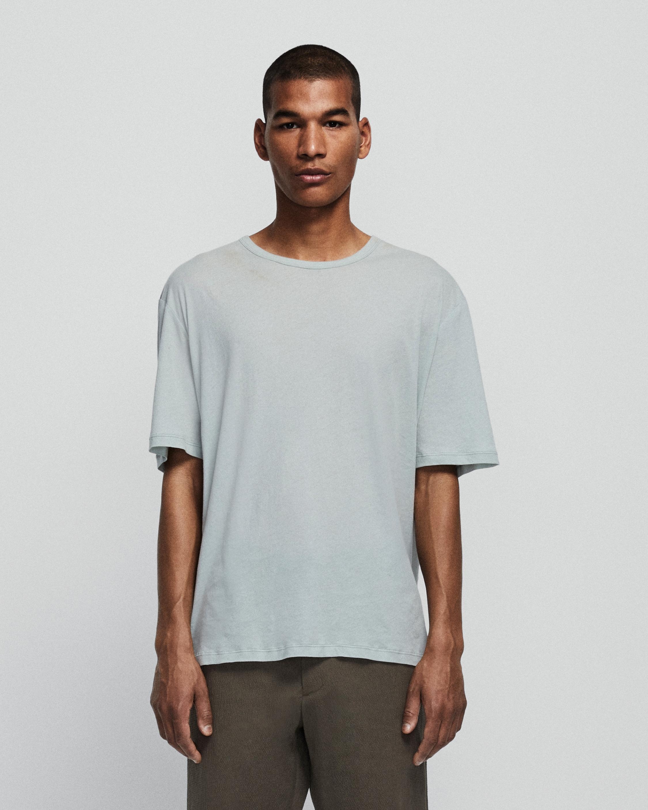 Classic Cloud Tee
Cloud Jersey T-Shirt - 4