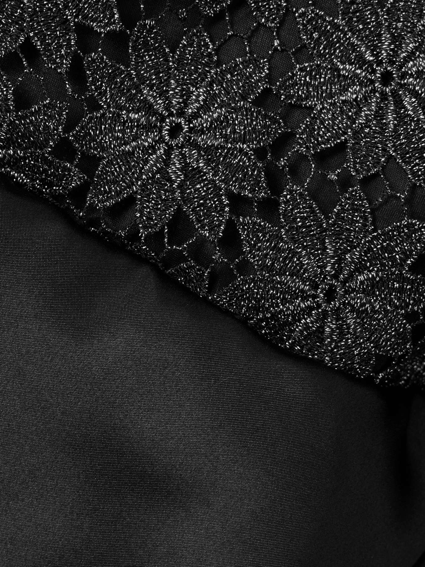 Satin-trimmed metallic lace midi skirt - 5
