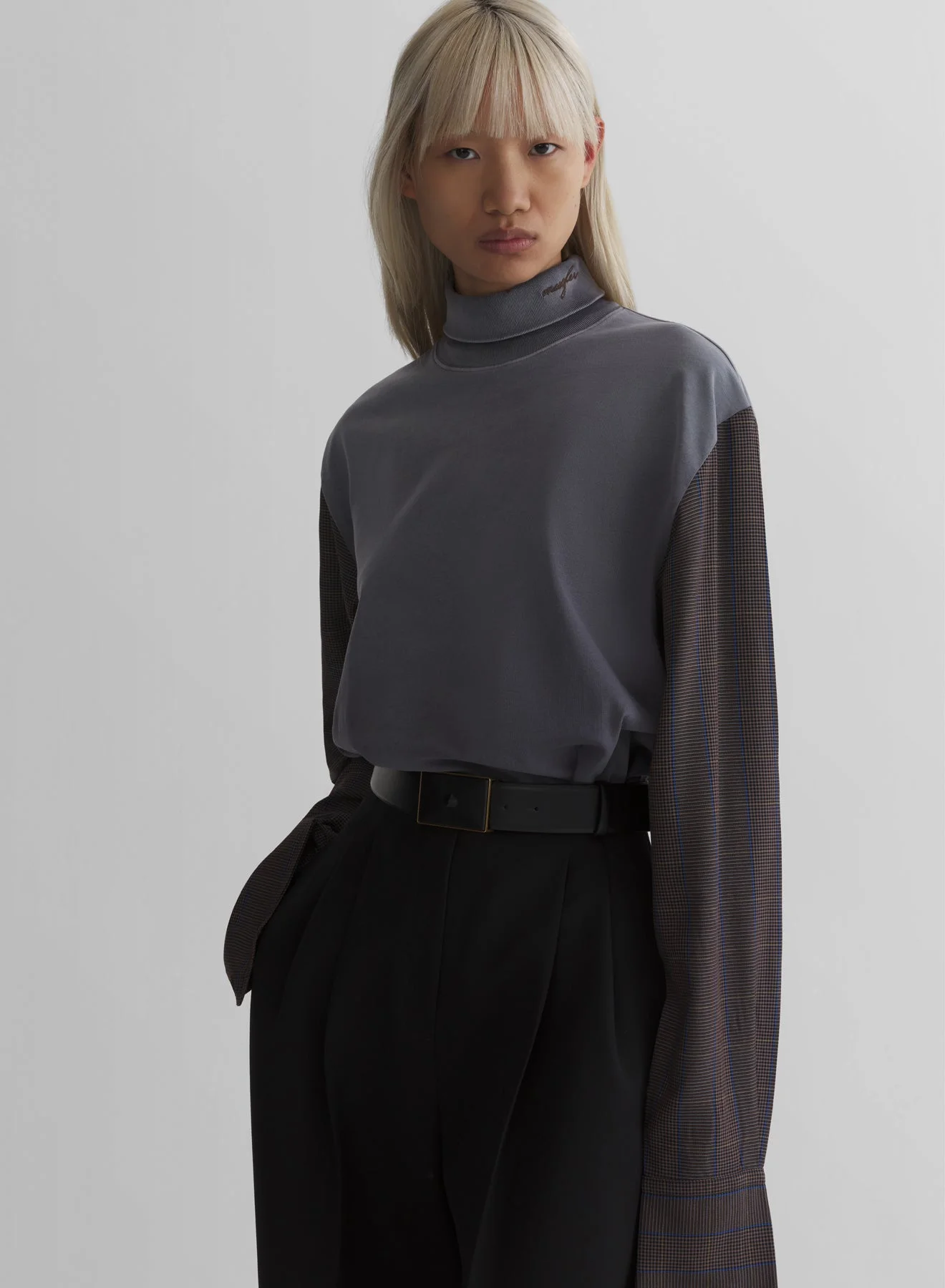 taupe shirt sleeves t-shirt - 1