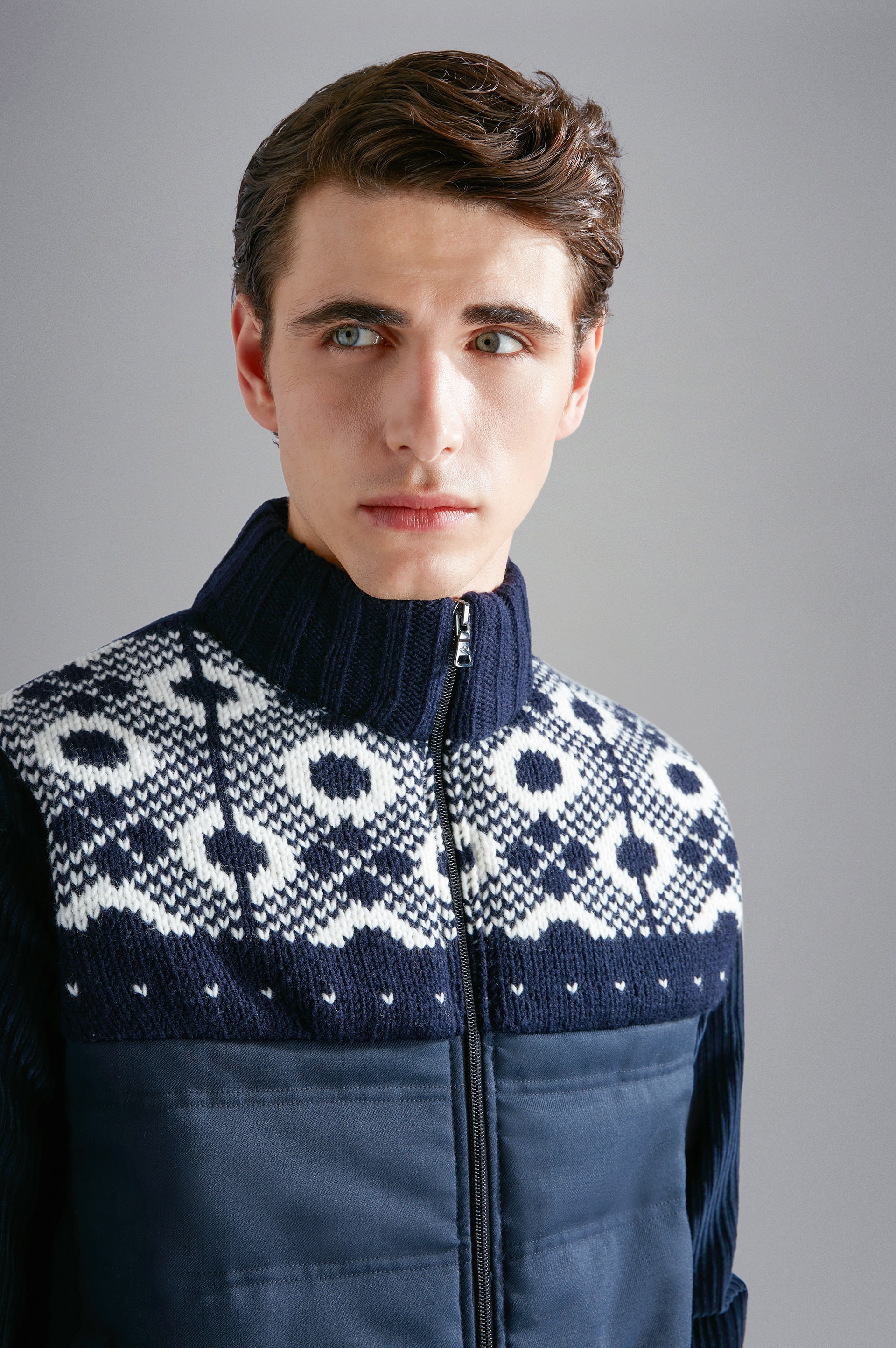 WOOL JACQUARD AND TYPHOON® HYBRID VEST - 4