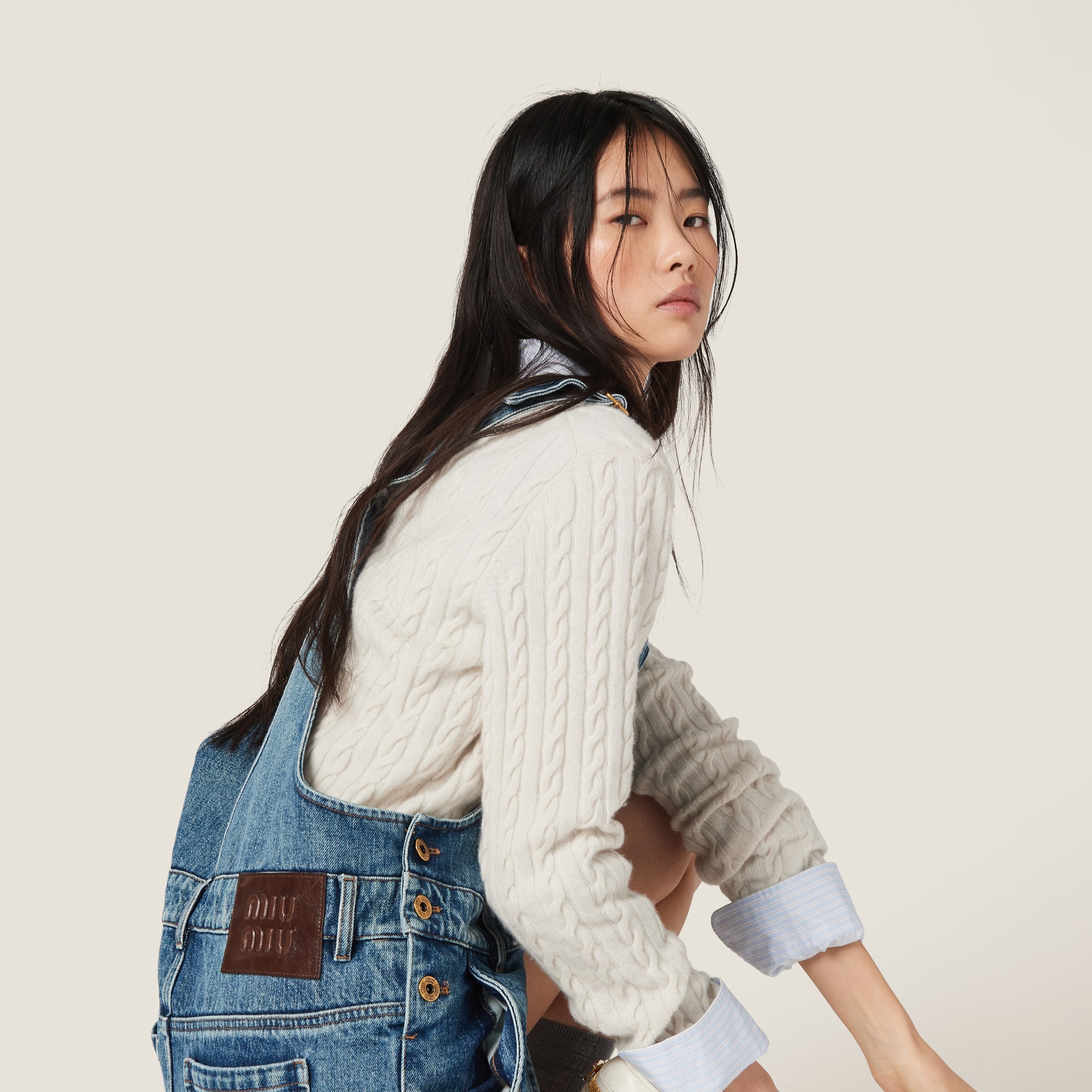 Denim bib mini-dress - 5