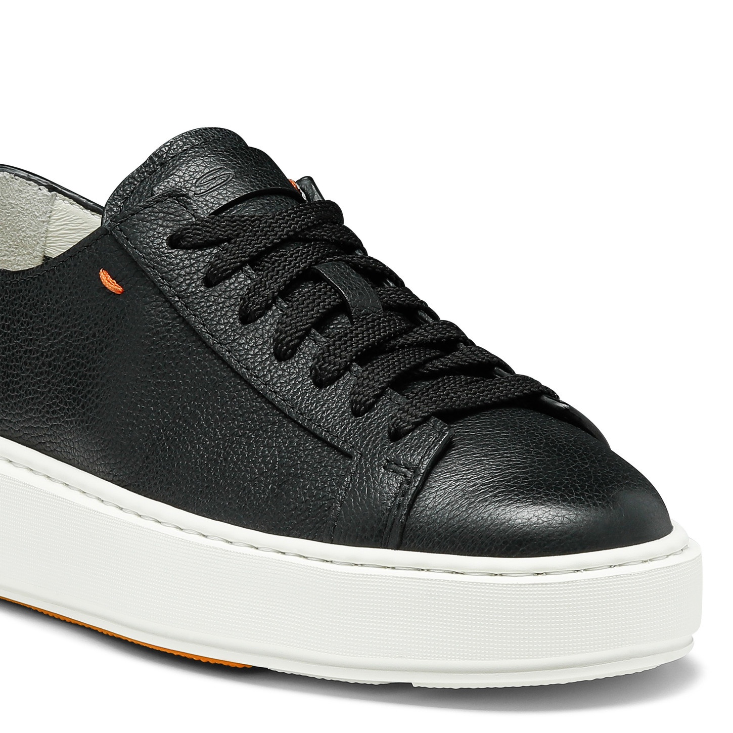 Women's black leather sneaker - 6