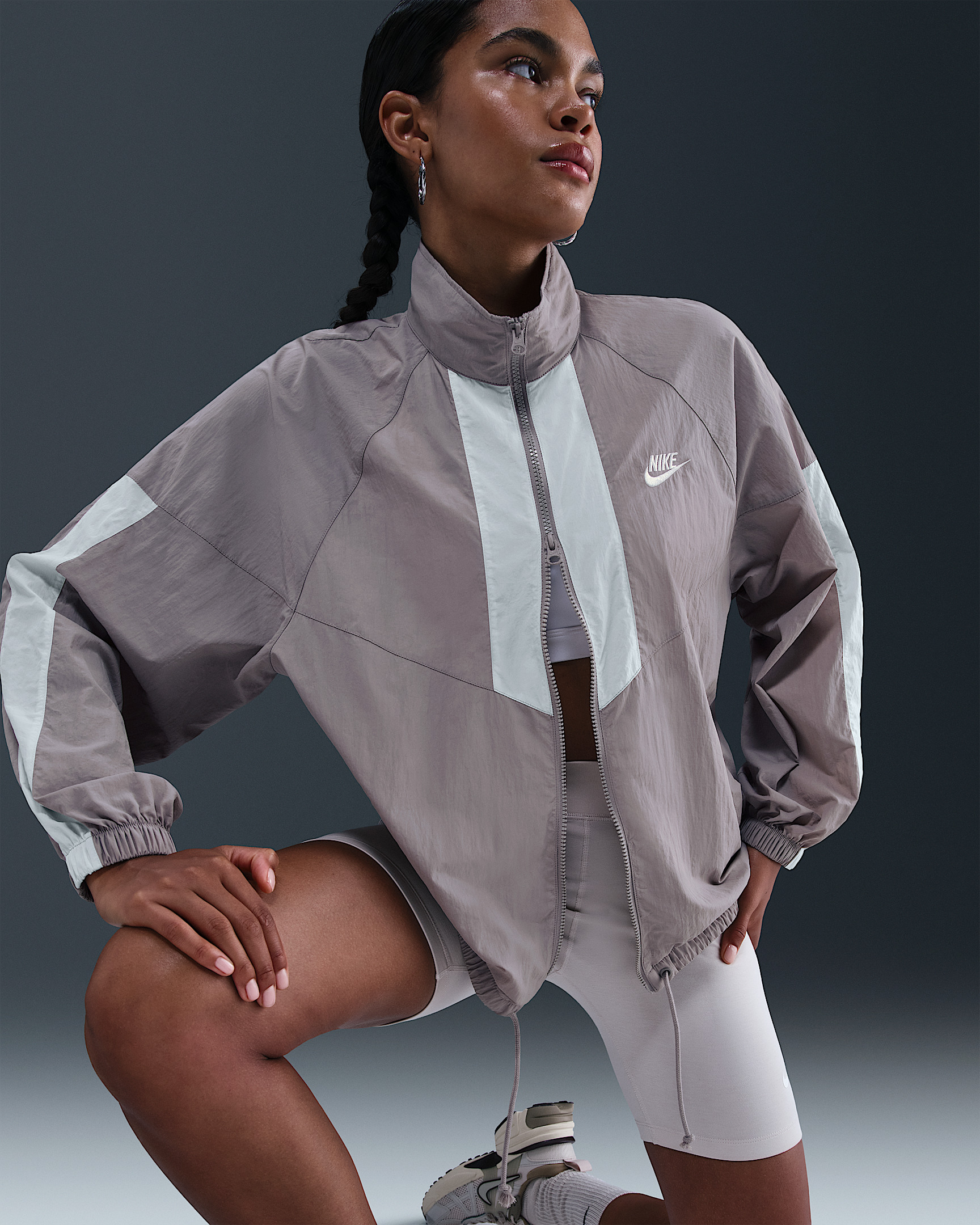 Nike Sportswear Windrunner Women's Oversized Jacket - 3