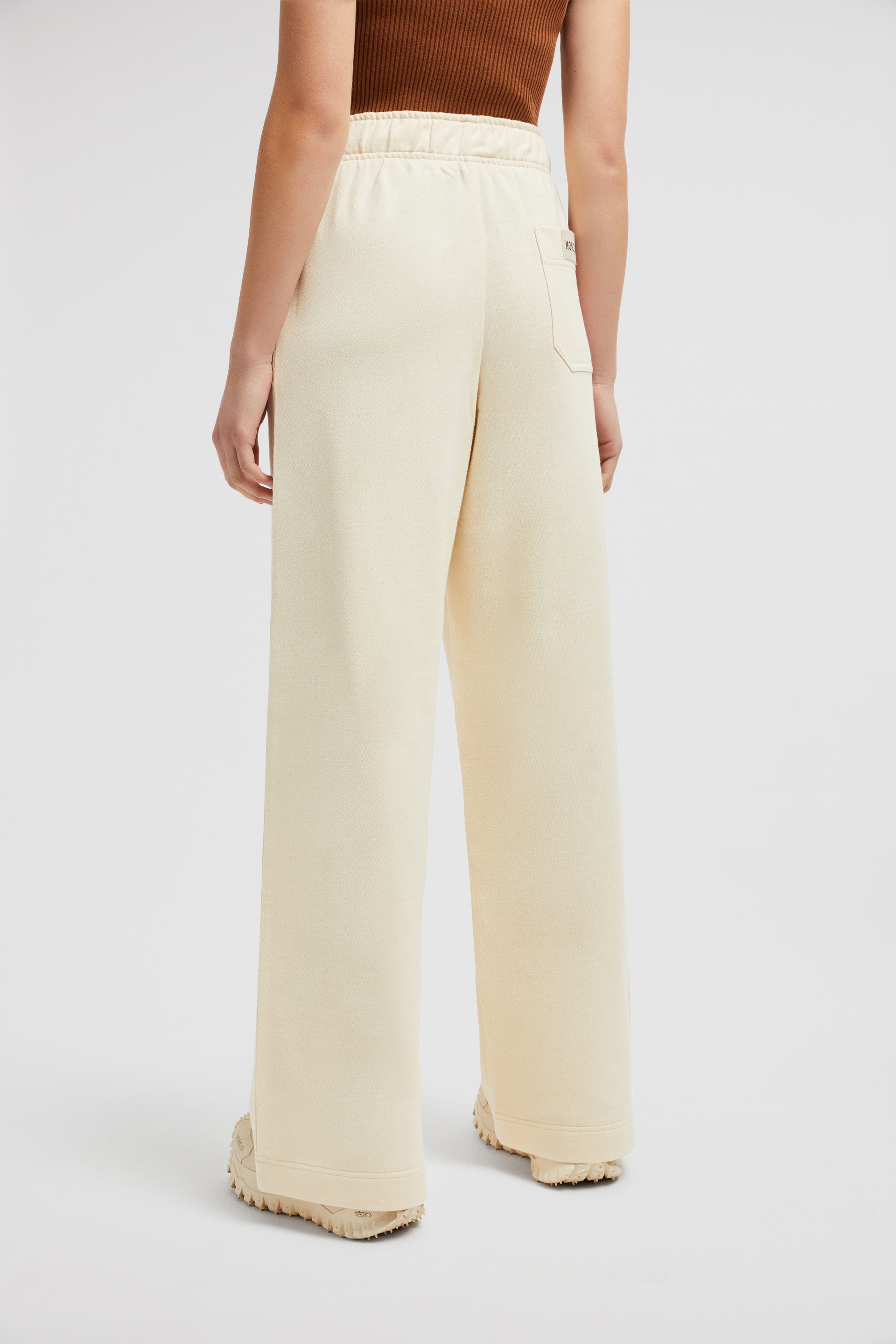 【関税＆送料込み】Moncler Wide-Leg Cotton Sport Pants Moncler Wide Leg Cotton Sweatpants | REVERSIBLE