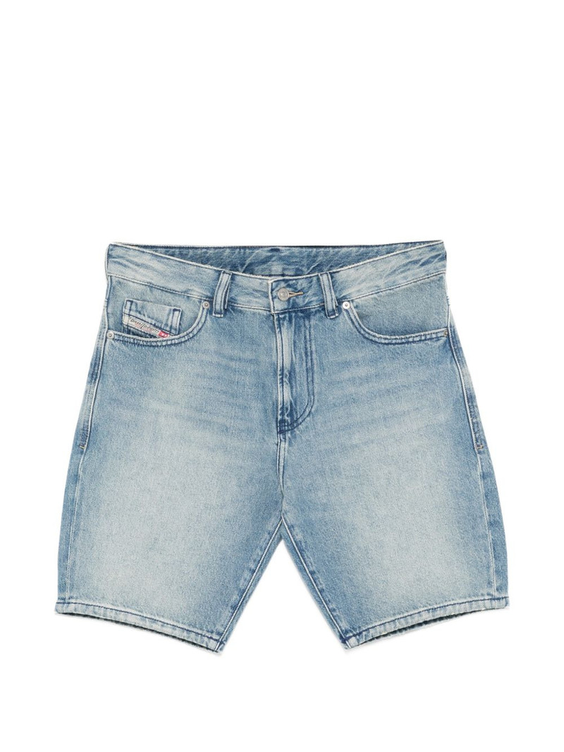 D-Fin belt-loop shorts 1