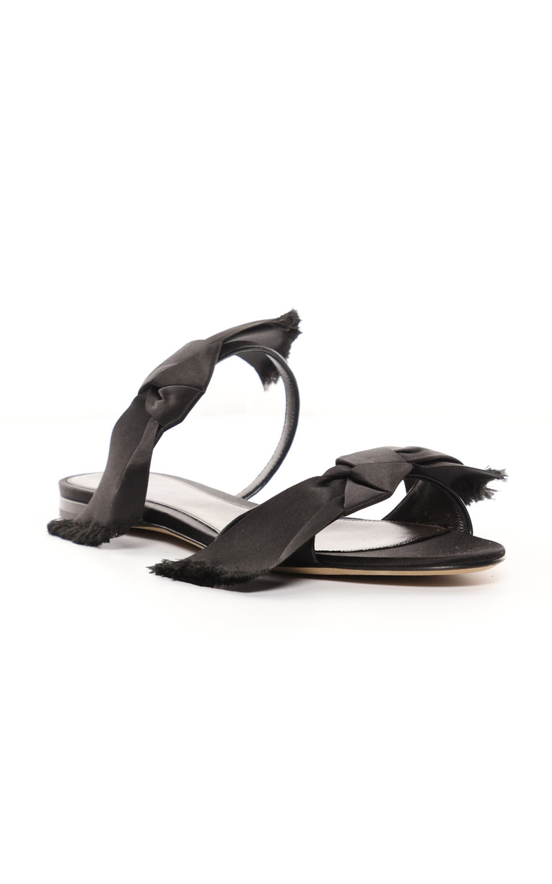 The Row Voluptas Knotted Satin Sandals black outlook