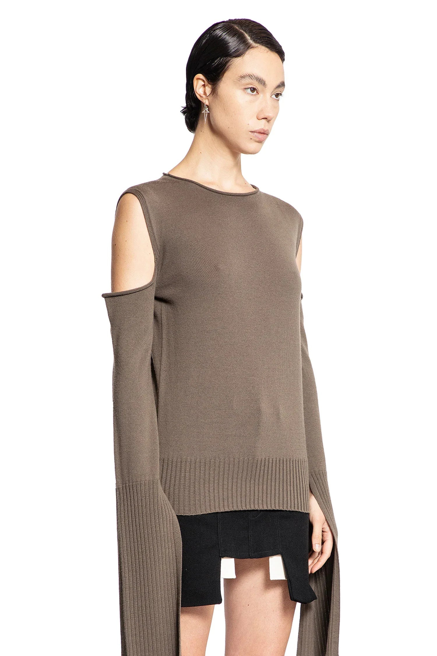 Porterville-Cut-Out-Sweater - 2