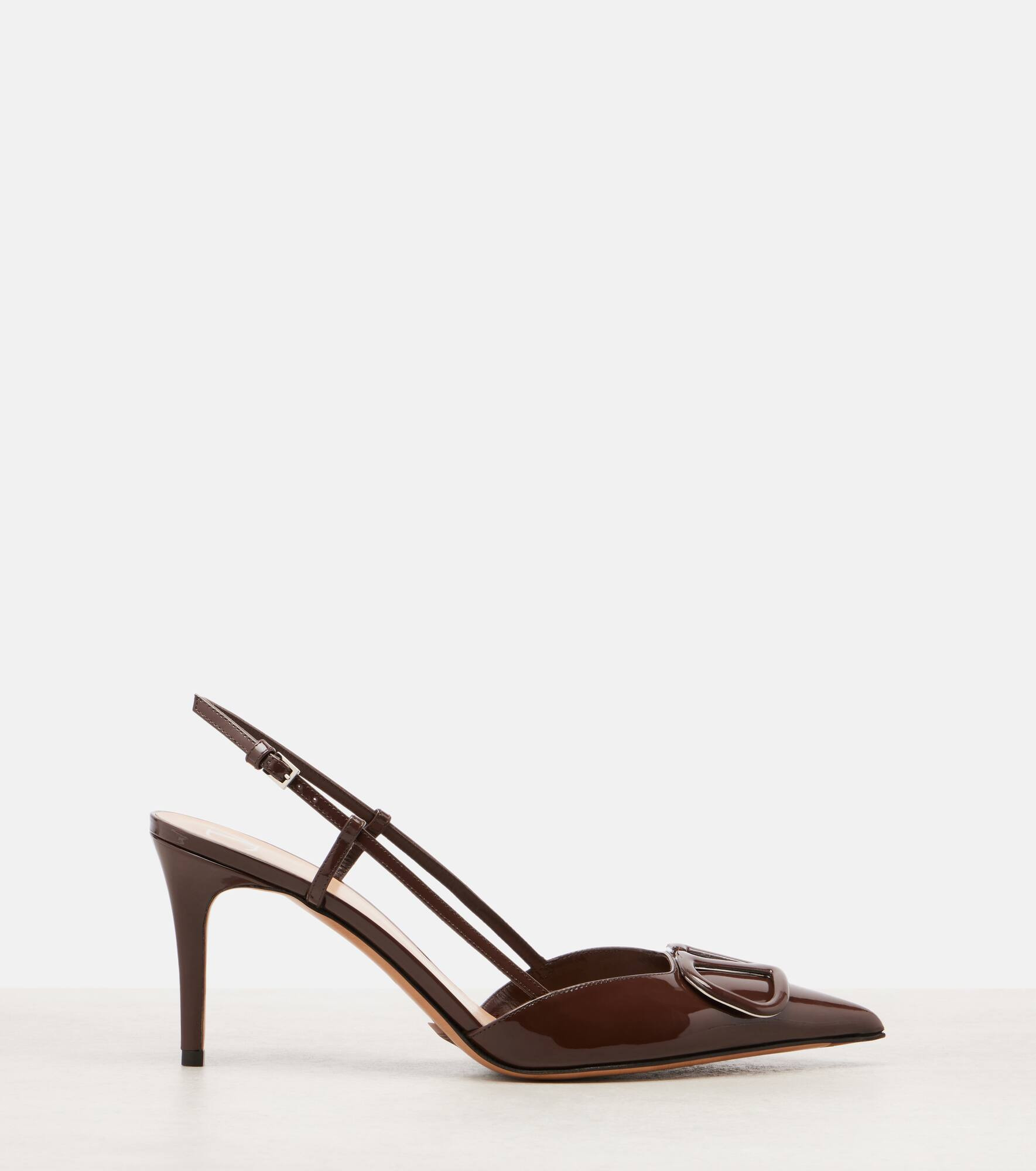 VLogo patent leather slingback pumps - 4