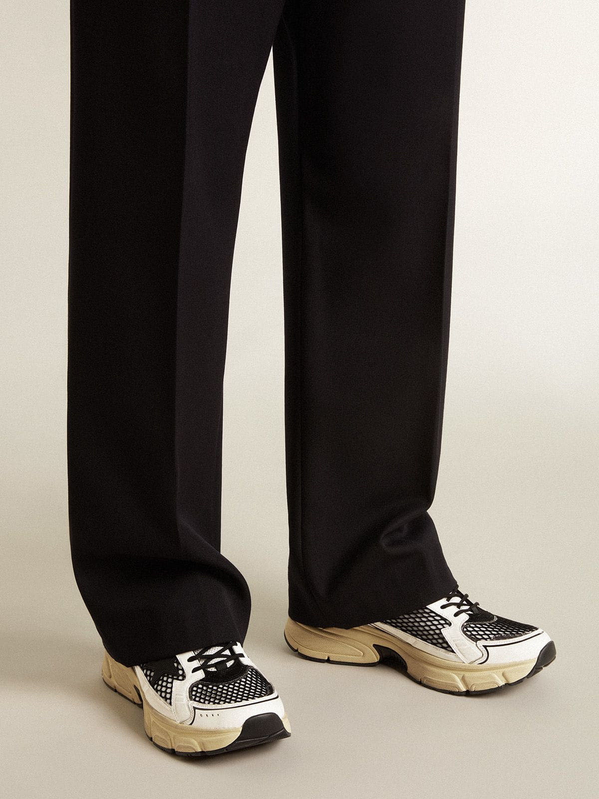Men’s Lightstar in white leather and black mesh with black TPU star - 3