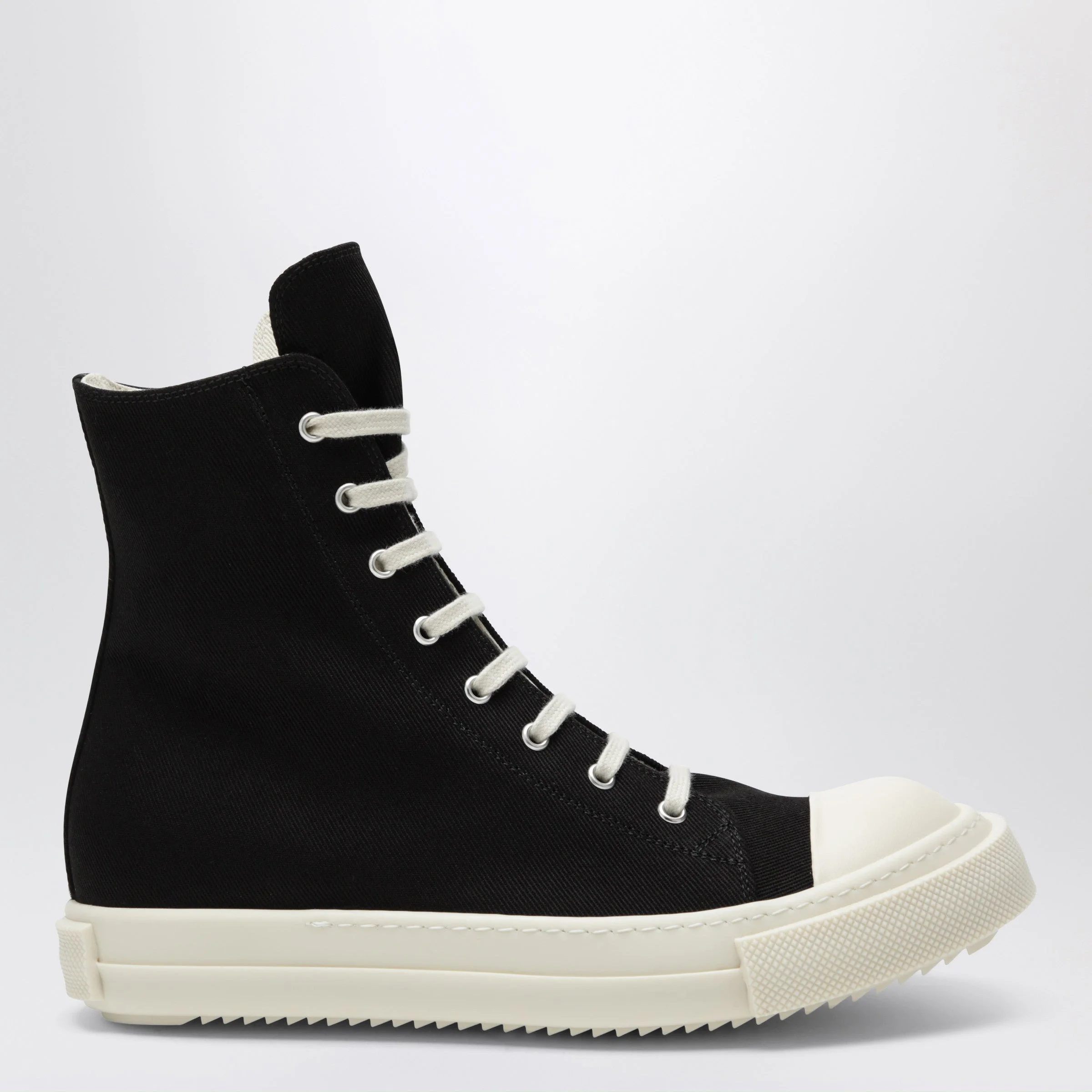 Temple sneakers in black/milk white denim - 1