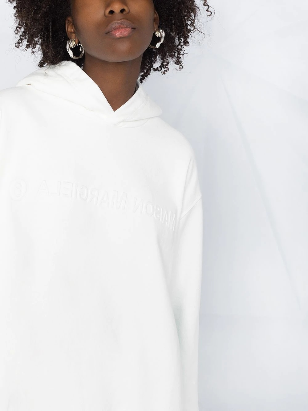 reversed logo embossed hoodie - 5