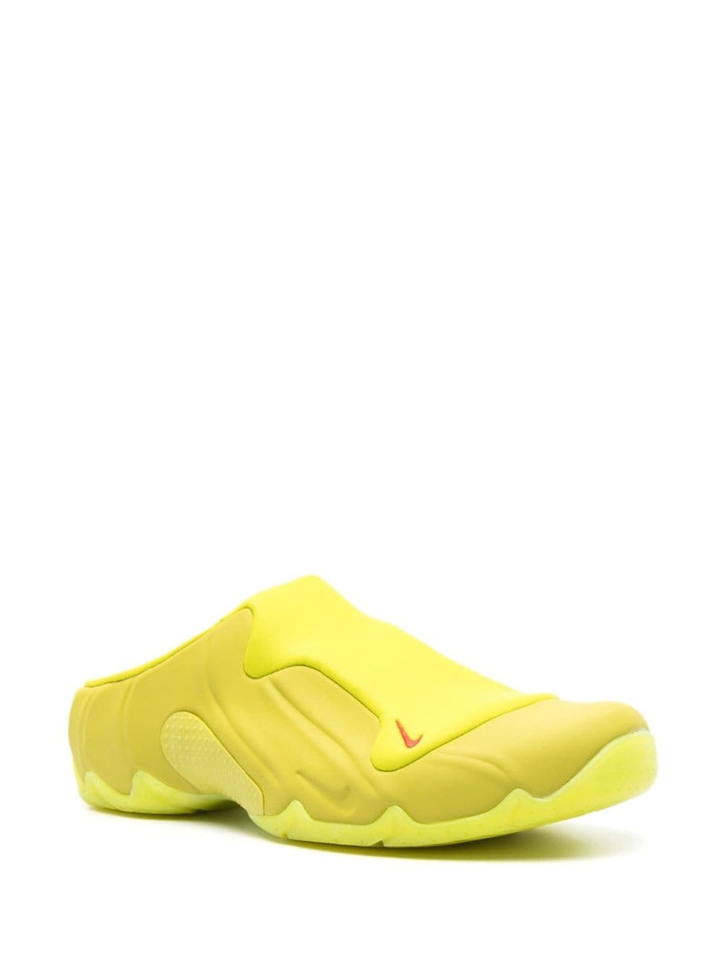 Nike Swoosh-embroidered slippers outlook