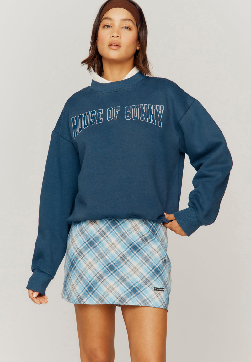 House of Sunny THE FAMILY CREW outlook