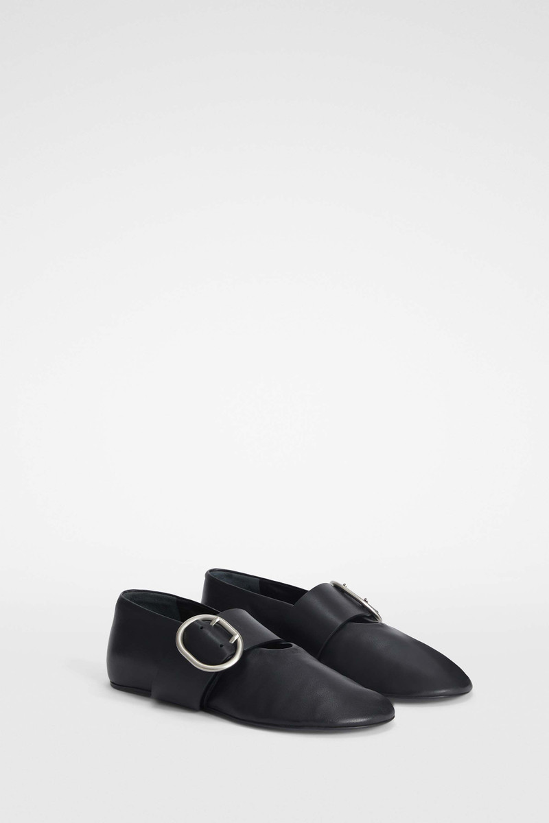 Ballerinas - 1