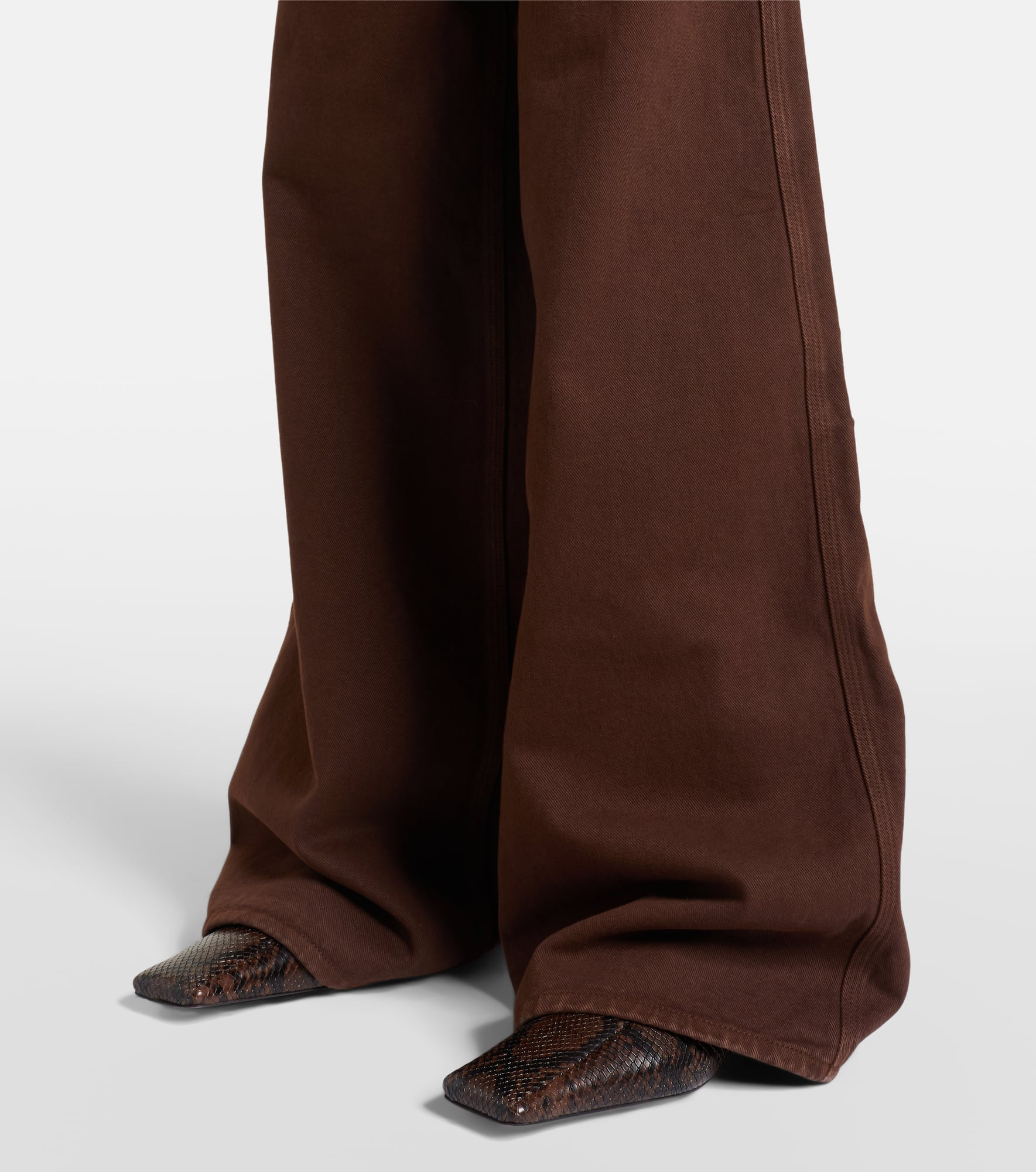 Low-rise wide-leg jeans - 5