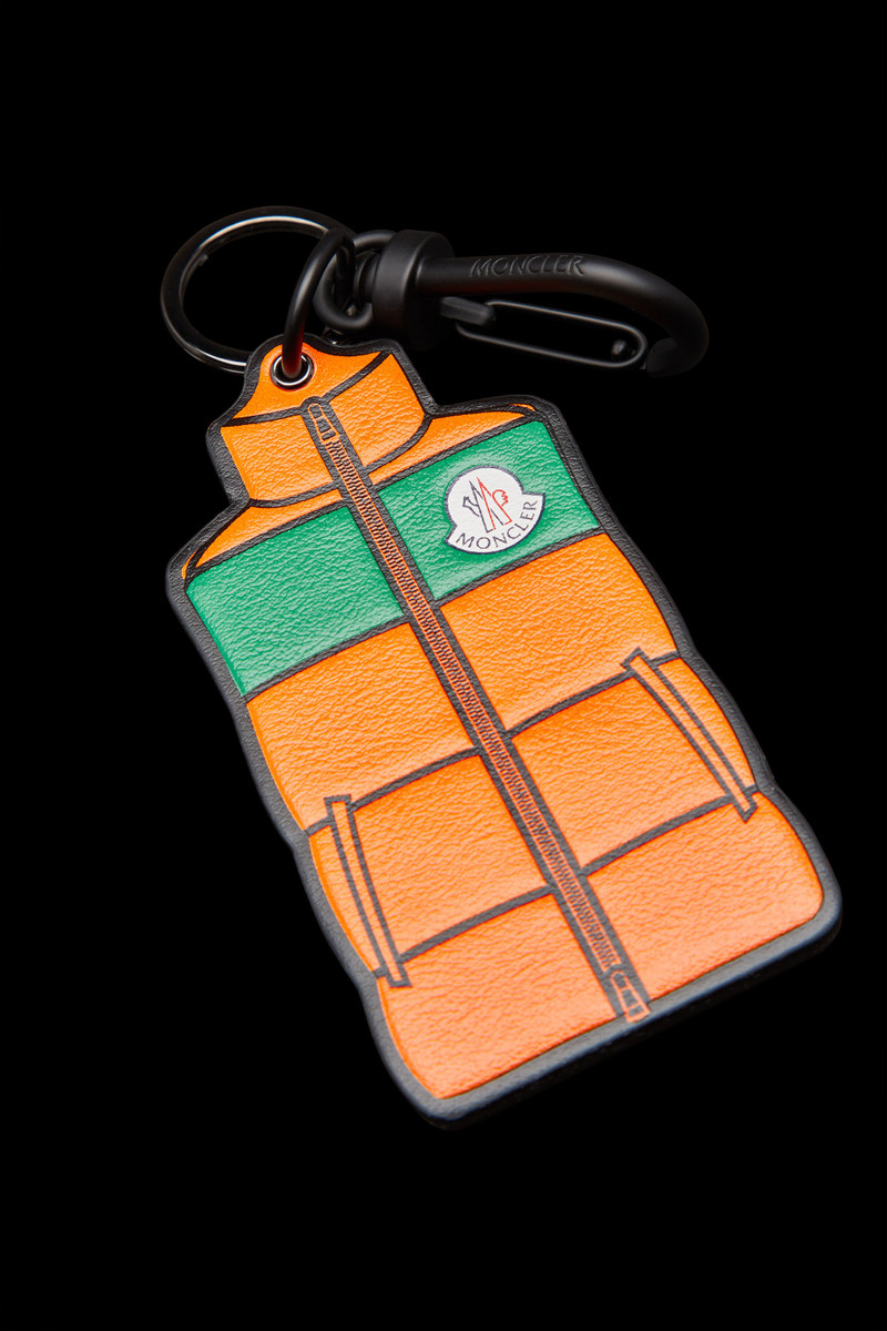 Vest-Shaped Key Ring 3