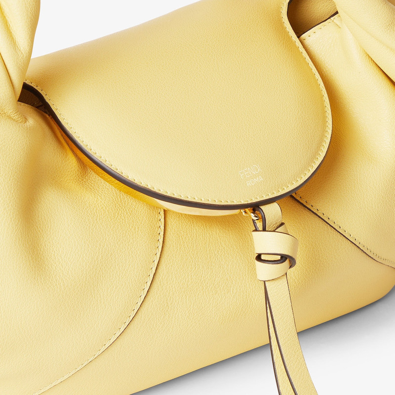 FENDI Fendi Spy Small outlook