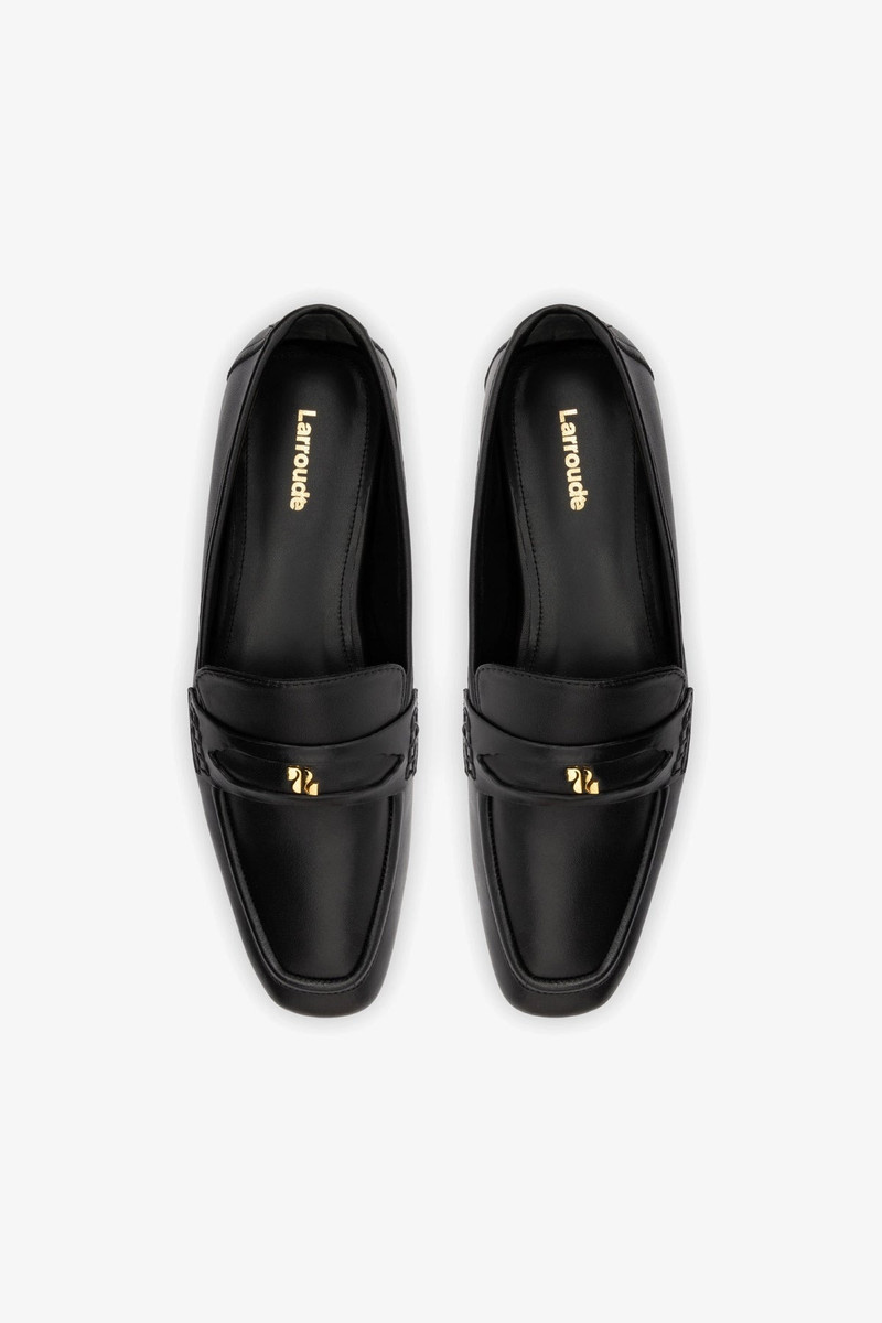 Suki Flat Loafer In Black Leather 7