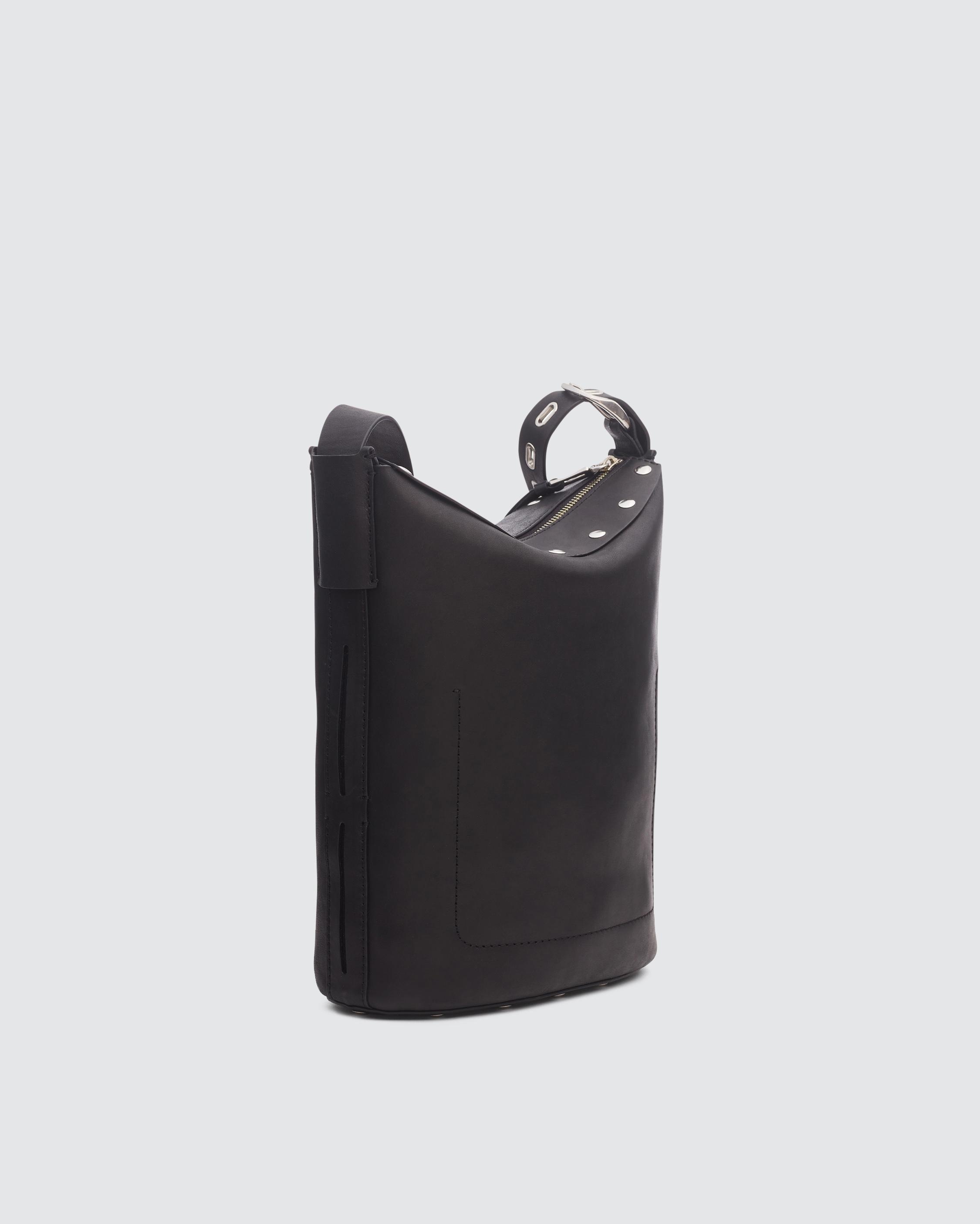 Belize Bucket Bag - Leather
Crossbody Bag - 3