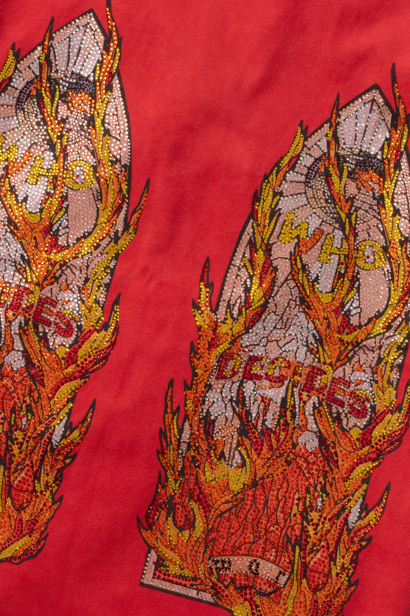 WHO DECIDES WAR RHINESTONE FLAME GLASS JERSEY outlook