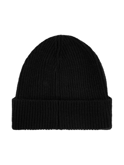 Supreme World Famous beanie outlook