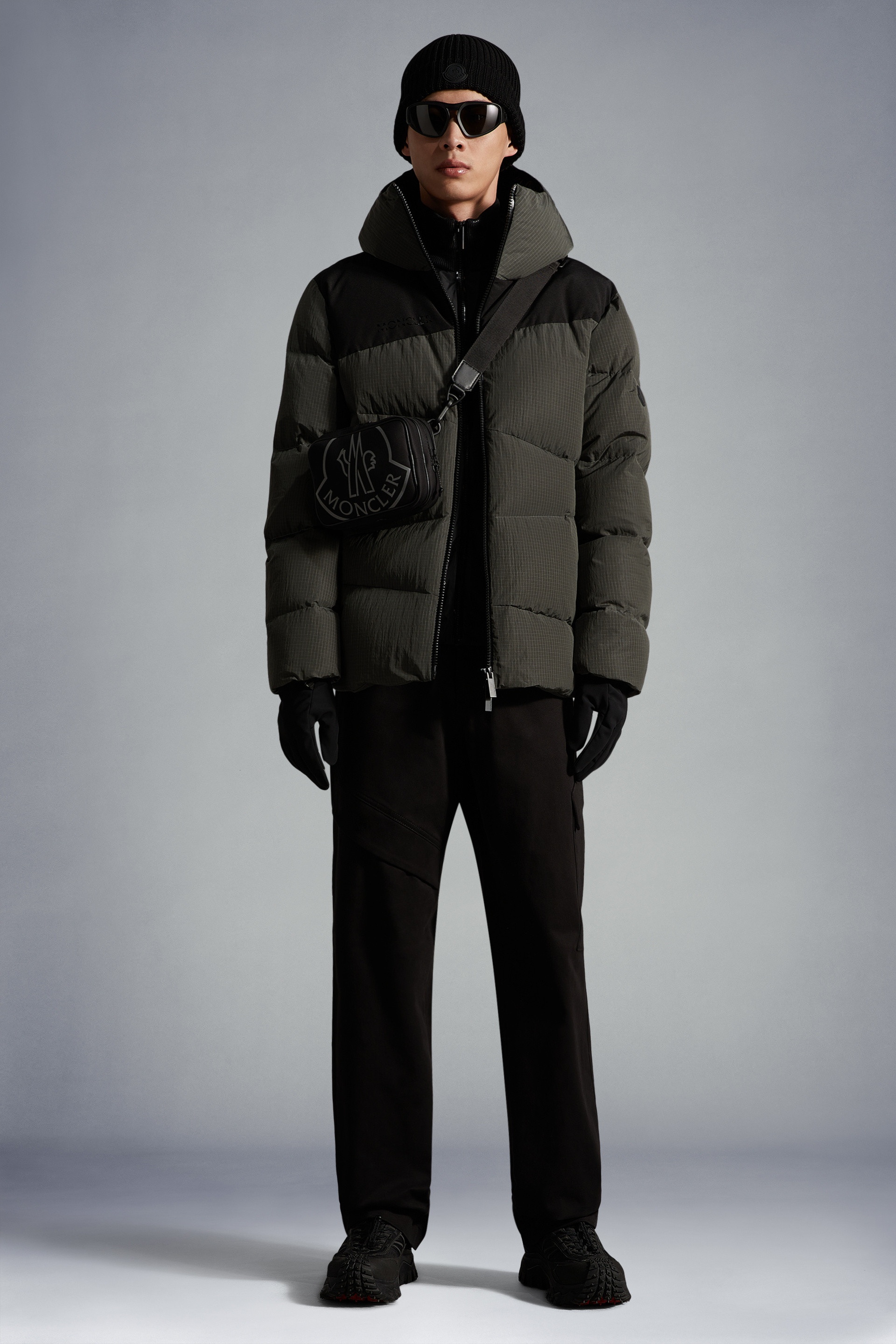 ダウンジャケット MONCLER | Tacana Black Short Down Jacket Moncler Tacana Short Down Jacket | REVERSIBLE