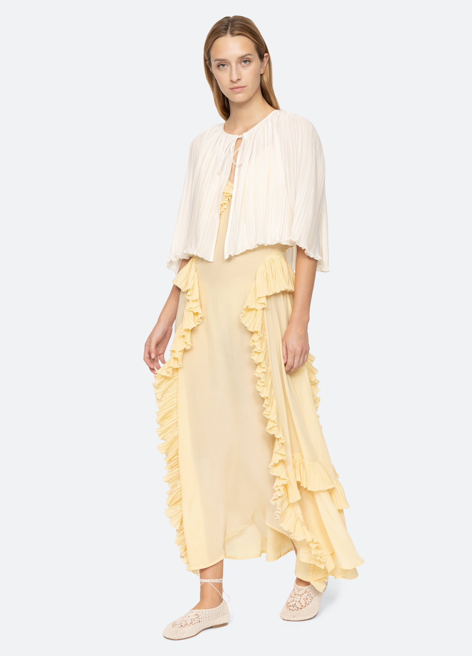 Delilah Cape - 8