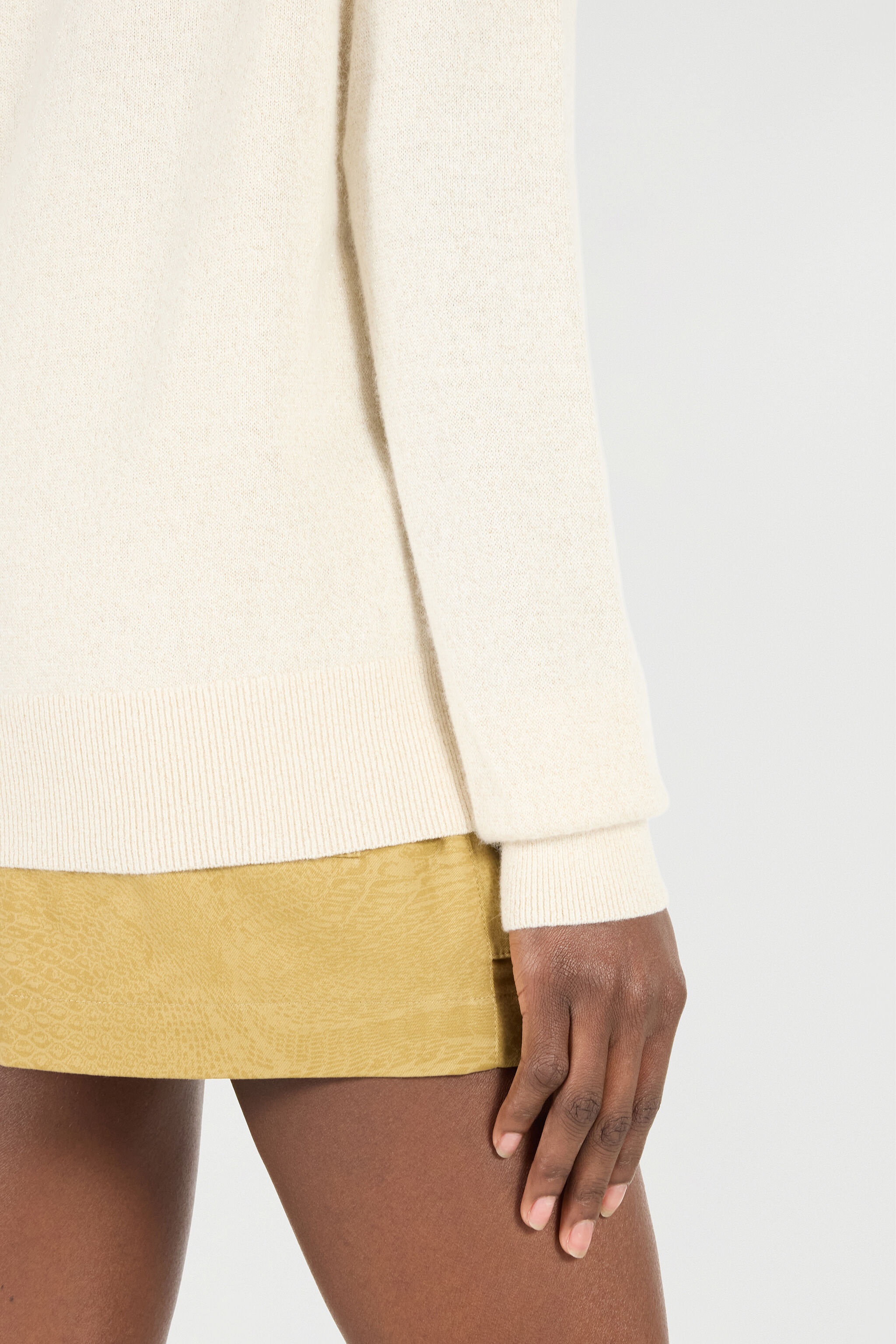 Sweater With Embroidered Logo - 7